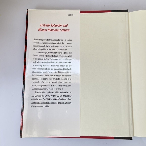 The Girl in the Spider's Web : A Lisbeth Salander Novel - Picture 8 of 12